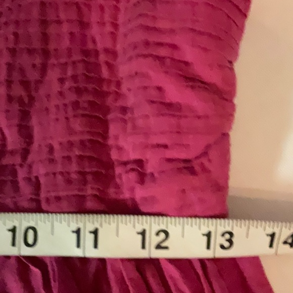 Abercrombie & Fitch Fuchsia Textured Fabric - Picture 7 of 11